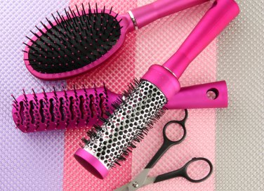 capelli lisci sani lucenti donne bellezza 