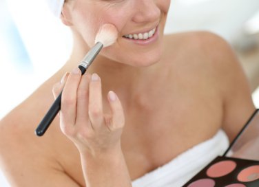 contouring make up scolpire e modellare il viso