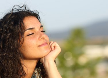 Stress e cibo: come mangiare meno con la meditazione mindfulness