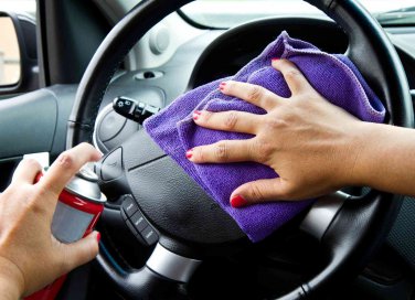Migliori prodotti per pulire interni auto