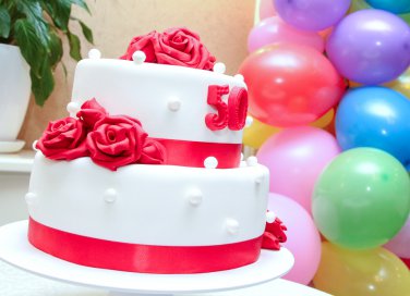 torte compleanno 50 anni, torte 50 anni pasta zucchero