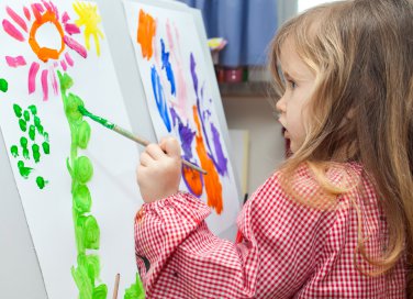 come personalizzare grembiule asilo, ricamo grembiule asilo, grembiuli personalizzati ricamati