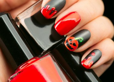 nail art Halloween