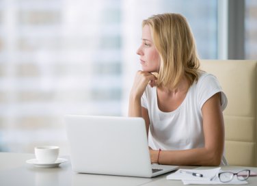 sentirsi inutili lavoro, sentirsi inutili frasi, lavoro autostima