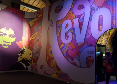 “Revolution, Musica e Ribelli 1966 – 1970. Dai Beatles a Woodstock” 