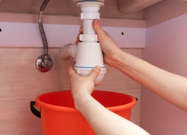 lavandino che perde da sotto, come riparare lavandino