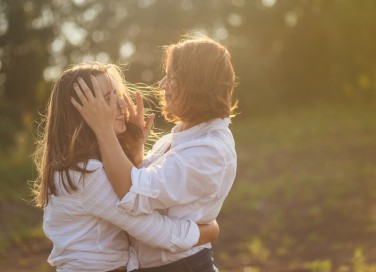 sognare di abbracciare morto, sognare di abbracciare defunto