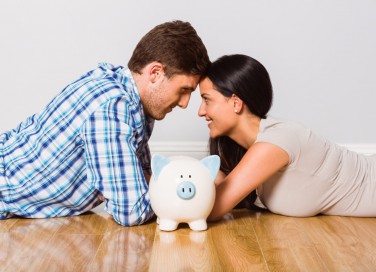 coppia, spese, lui non partecipa