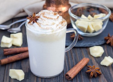 cioccolata calda bianca, ricetta, preparazione
