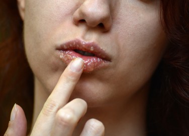 scrub labbra fai da te zucchero olio, scrub labbra fai da te, scrub labbra ricetta