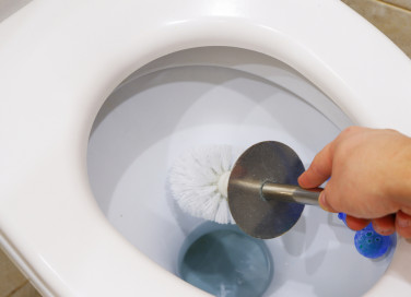 come togliere ruggine water, come togliere ruggine wc, eliminare ruggine water