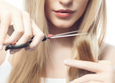 tagliare i capelli, fai da te, taglio chioma casa