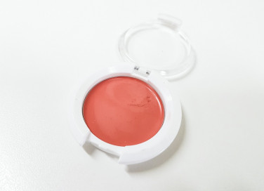 blush, crema, applicazione