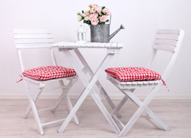 lavare, cuscini, sedie