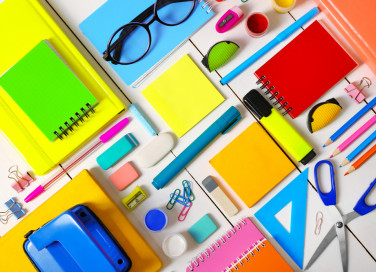 decluttering cancelleria, come ordinare cancelleria, come organizzare cancelleria