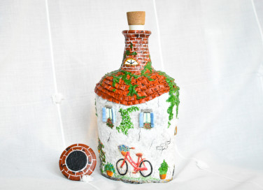 decorare damigiana vetro con tovaglioli, damigiana decoupage