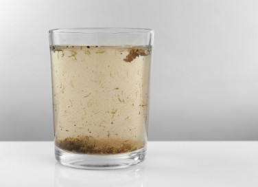 Sognare acqua sporca