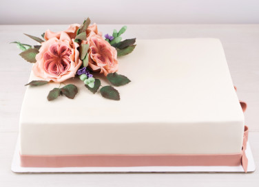 torte rettangolari decorate con pasta di zucchero, torte rettangolari decorate
