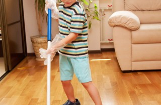 Bambini: le pulizie sono un gioco