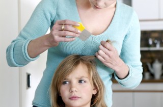 Come eliminare i pidocchi e le uova definitivamente