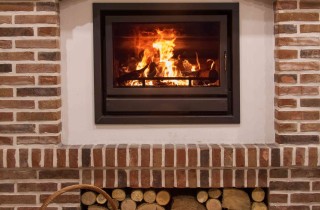 Come pulire il camino: consigli utili fai da te