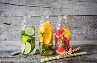 Acqua detox drenante, dimagrante e anticellulite: come prepararla?