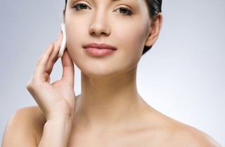 pelle grassa, scrub, viso, limone