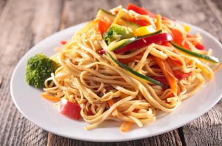 Noodles con verdure: una ricetta gustosa dalla cucina asiatica