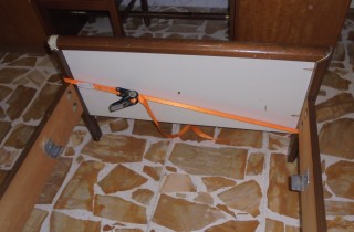 Come riparare la testiera del letto per non rischiare di cadere