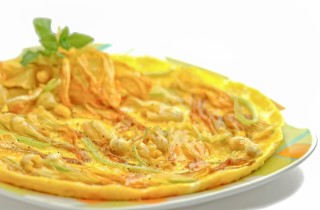 Ricette estive, la frittata golosa con i fiori di zucca