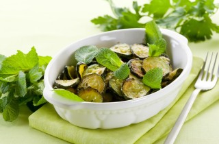 La ricetta della concia di zucchine di tradizione ebraico romanesca