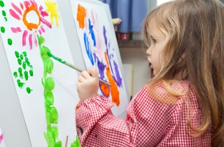 Come personalizzare il grembiule per l’asilo con il ricamo facile