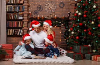 Favole di Natale per bambini, quali scegliere e come renderle speciali