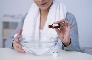 Suffumigi contro le allergie di stagione, come sfruttare questo rimedio naturale contro la congestione