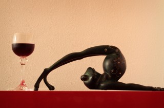 Drunk yoga, l'ultima stravagante tendenza di New York