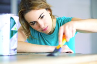 Decoupage su legno laccato, come si fa per i lavoretti creativi fai da te