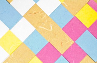 Tecniche di intreccio con la carta: lavoretti di tessitura per bambini