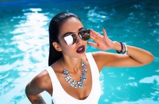 Trucco per una festa in piscina: il make-up da sfoggiare per l'occasione