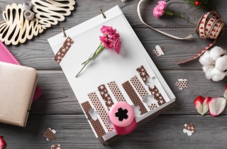 Come personalizzare un quaderno con la carta e il decoupage facile