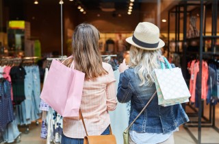 Shopping terapeutico, 6 cose da acquistare dopo la fine di un amore