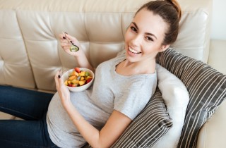 Gravidanza: i rimedi naturali migliori per digerire meglio