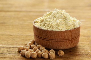 Come usare la farina di ceci: 2 ricette da provare