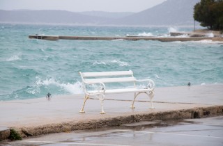 Cosa fare al mare se piove e fa freddo: 5 idee per consolarsi