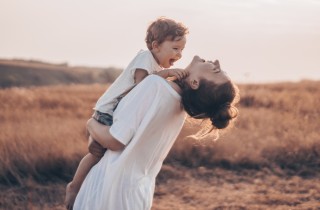 5 cose che non dovresti smettere di fare quando diventi madre
