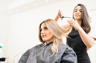 Capelli, gli errori che ti fanno sembrare più vecchia
