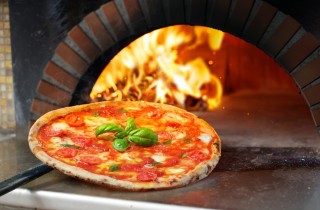 Come fare una buona pulizia del forno a legna