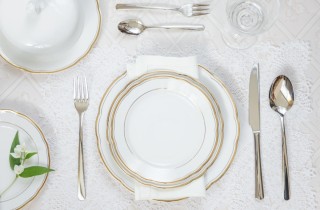Le regole del galateo per apparecchiare tavola senza errori