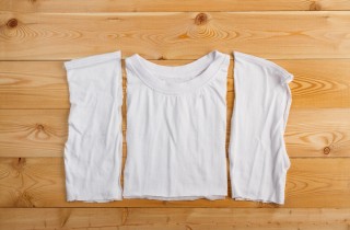 Come fare braccialetti con vecchie magliette