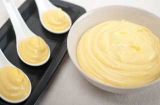 Crema al cioccolato bianco per crostata: la ricetta per farla