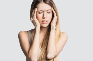 Rimedi della nonna contro il mal di testa da cervicale